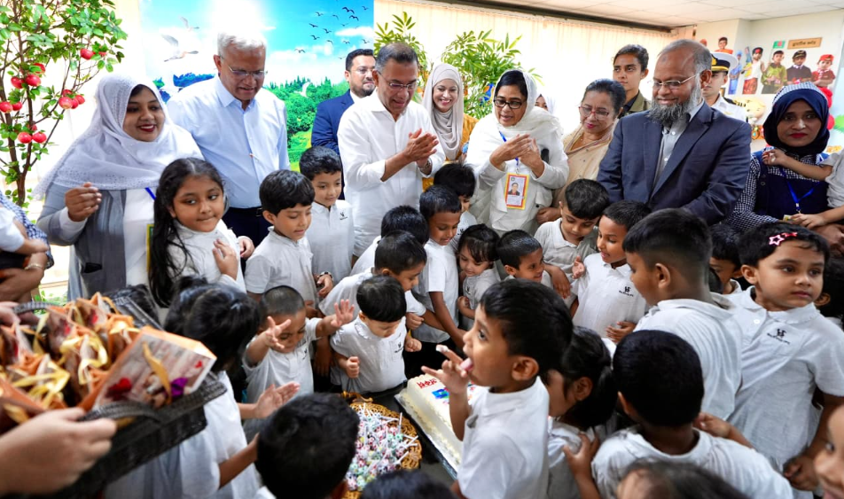 PM spends cheerful moments with children at Bhumi Bhaban day-care centre 