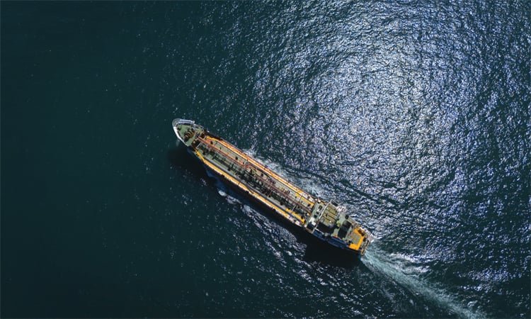 Oil extends gains as Middle East tensions fuel supply fears