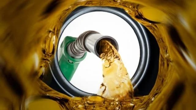 Bangladesh receives 4,000 tonnes of diesel from India