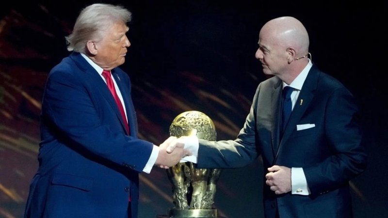 Infantino apologizes for World Cup furore but critics unhappy