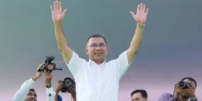 PM Tarique reaches Mongla via Khulna