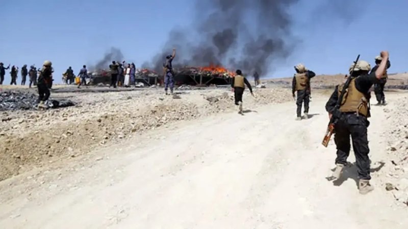 Saudi coalition intercepts Houthi missile after blasts in Riyadh