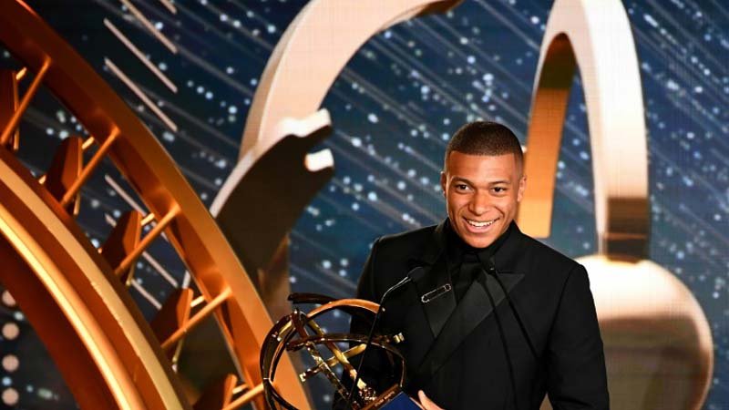Mbappe hints at summer move
