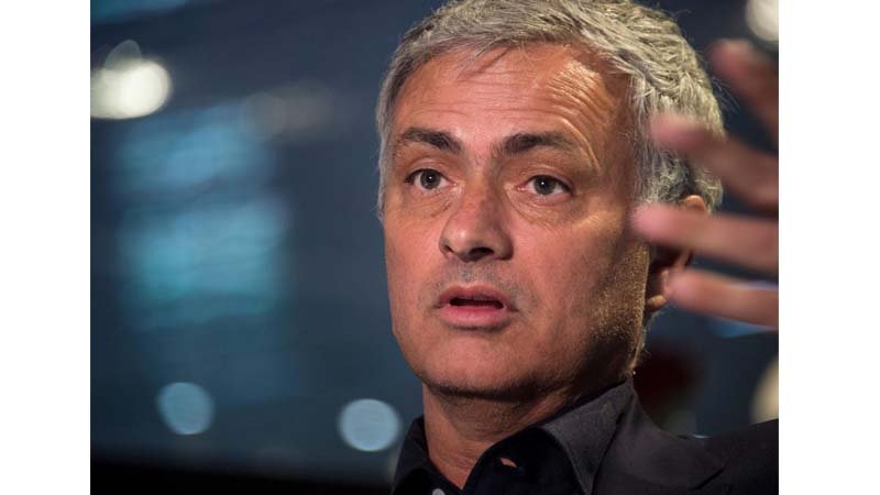 Mourinho warns Klopp, predicts Hazard’s future, praises Cech