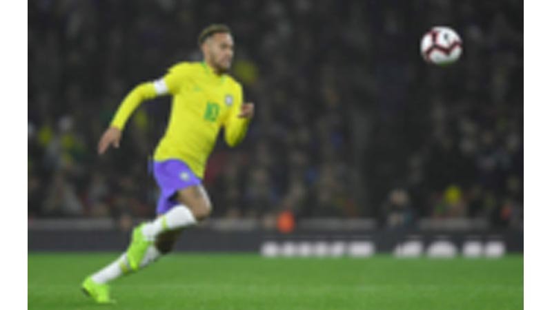 Neymar arrive early in Brazil ahead of Copa America