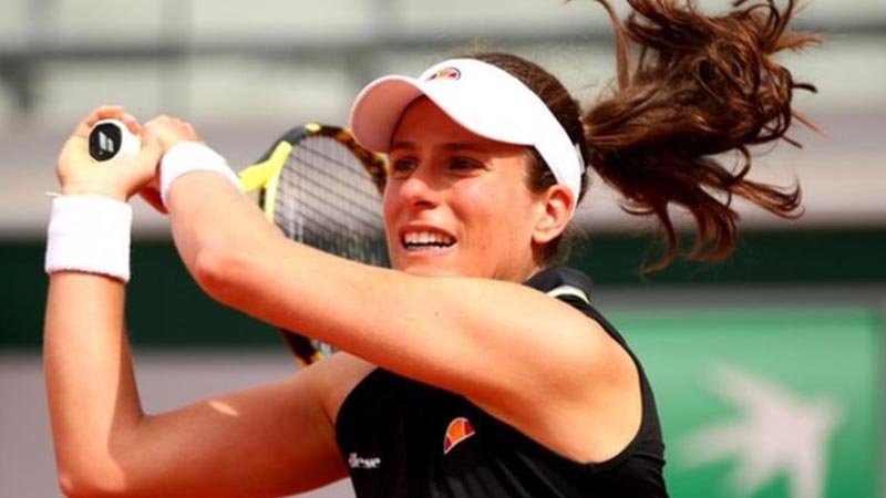   Konta advances, Wozniacki ousted,  Kvitova withdraws