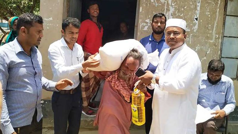 Relief distributed among Maheshkhali fishermen
