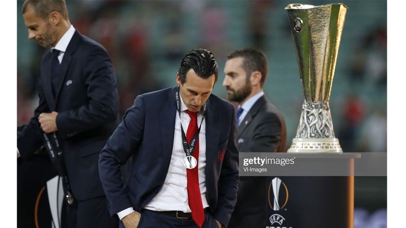 Emery to continue to rebuild Arsenal despite failure