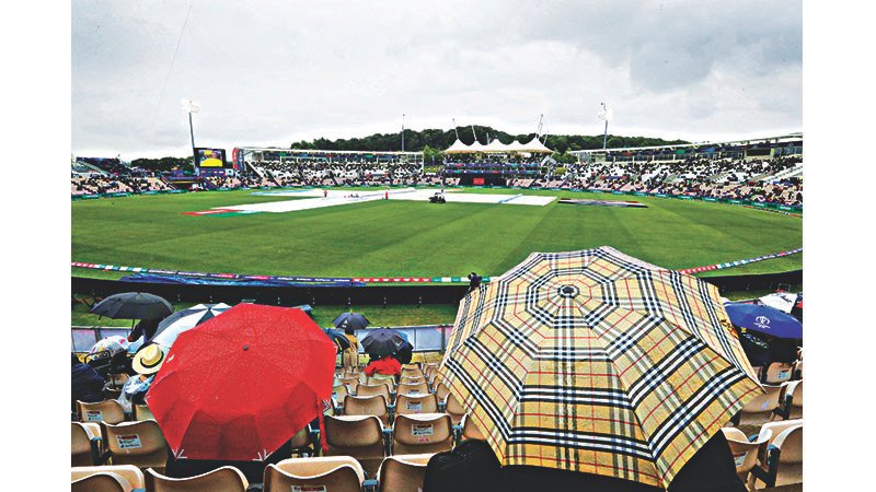 Rain delay halts West Indies after shaky Proteas start