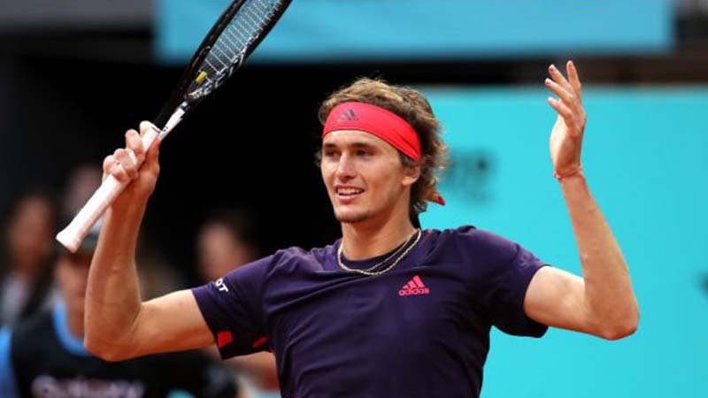 Tsitsipas, Zverev suffer shock defeats at Stuttgart