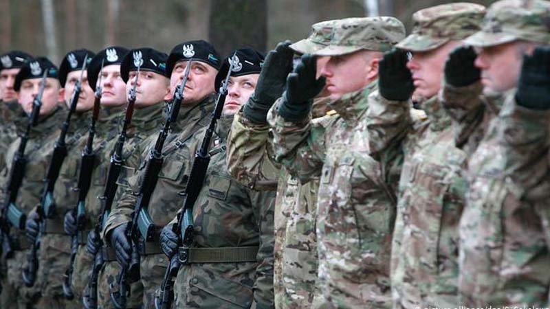 Russia warns Poland over  US troops deployment
