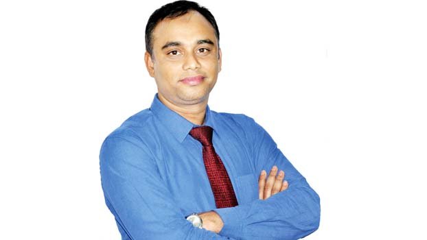 BIBM recognises Mazadul Hoque as trade expert