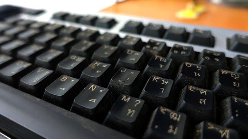 Unwelcome reality behind hygiene of your work desk
