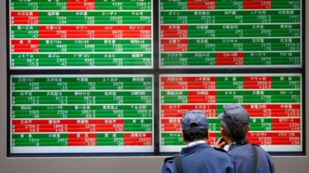 Asia markets slump on tariff worries