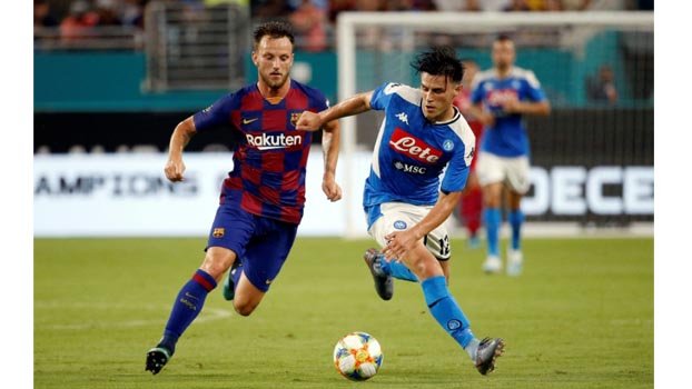 Barca edge past Napoli, Coutinho set to stay