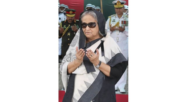 PM pays homage to Bangabandhu in Tungipara