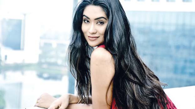 Mamo turns towards Hindi film