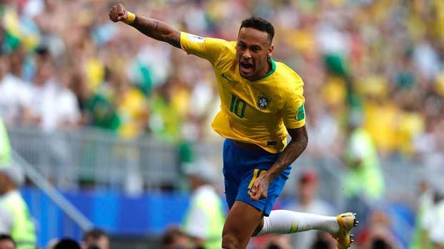 Neymar included in Brazil squad amid transfer speculation