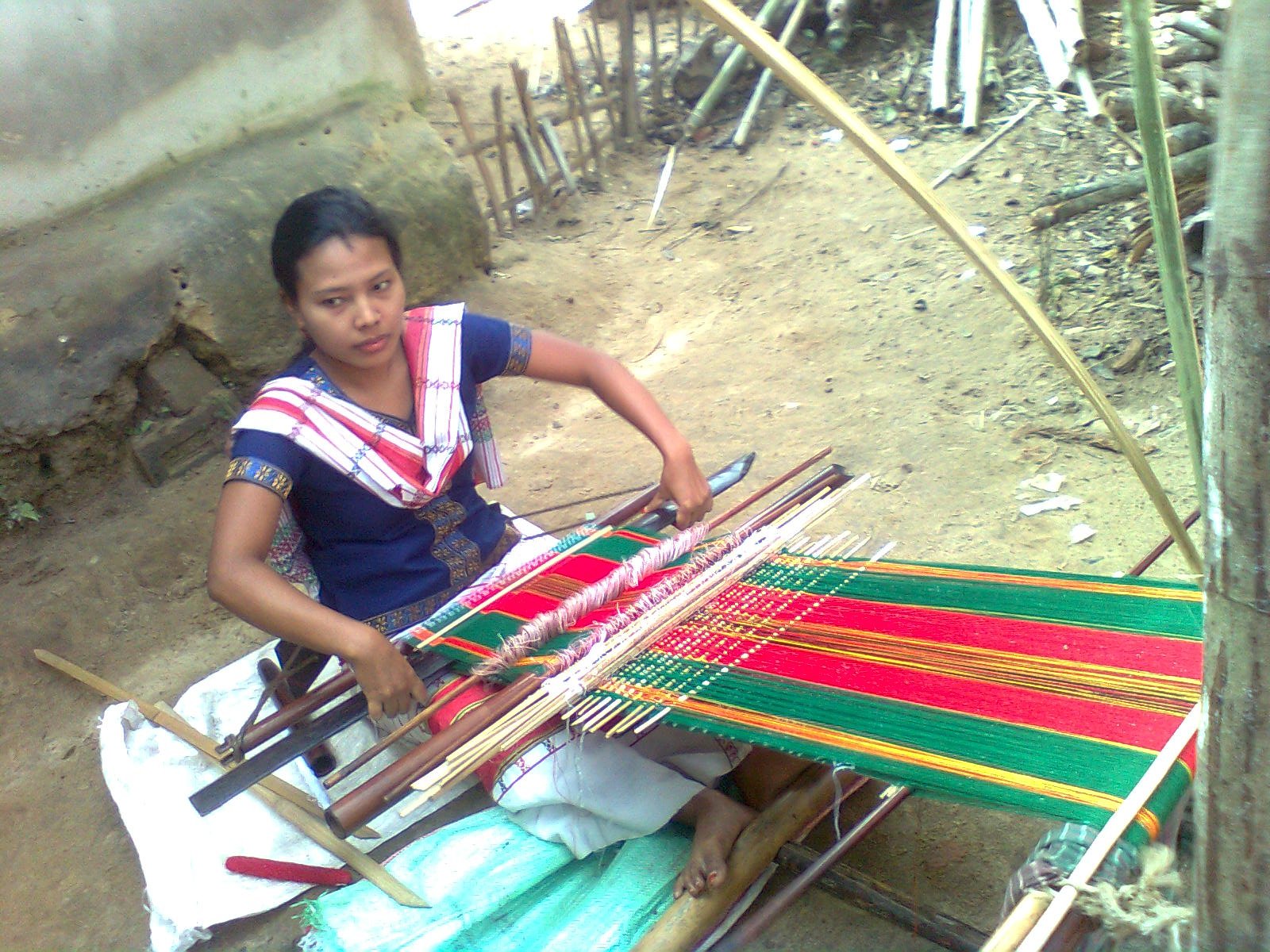 Traditional Handloom Industry On The Verge Of Extinction Bangladesh Post