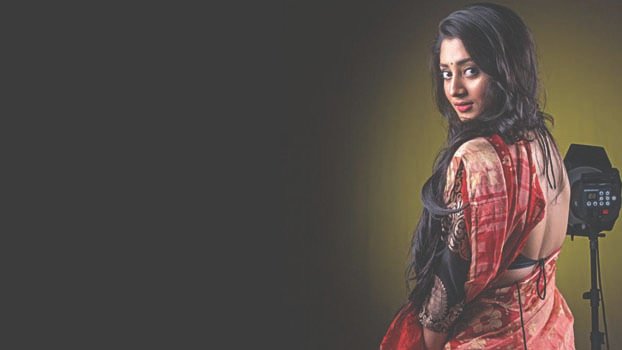 Want to dress like a married woman in Puja : Puja Cherry