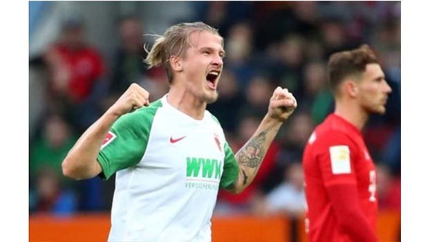 Finnbogason nets stoppage-time equaliser to shock Bayern