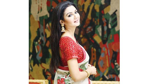 Jaya’s ‘Kantha’ in Bangladesh 