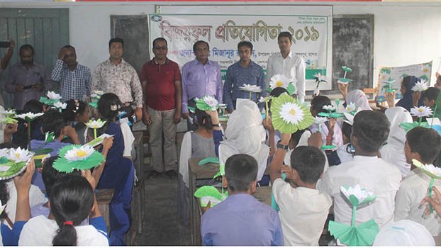 Keshabpur students join ‘Bijoyphool’ competition