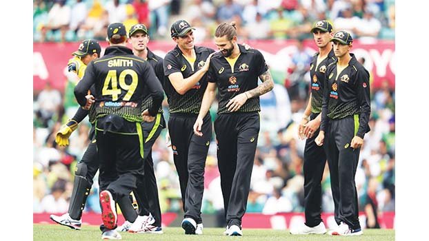 Australia eye series lead after Sydney abandonment