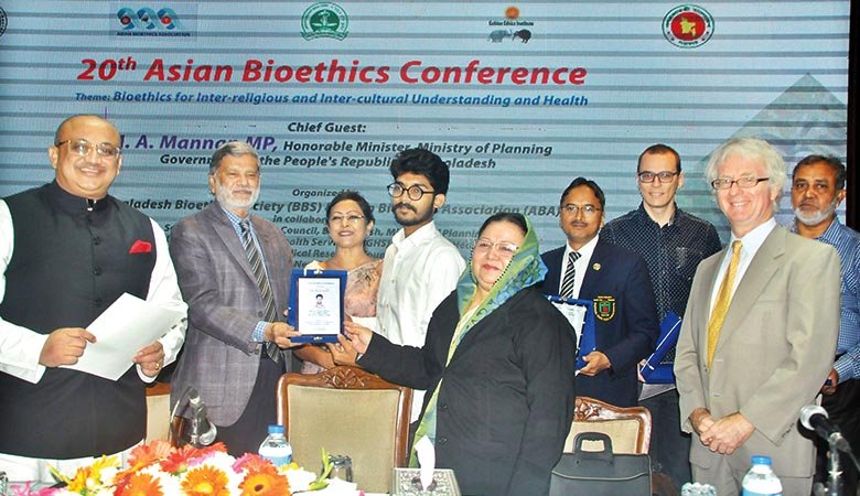 ‘Moral education a must for physicians’