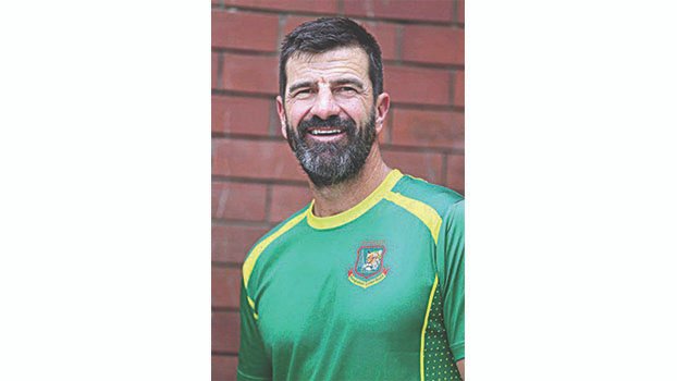 Helmot resigns   from BCB