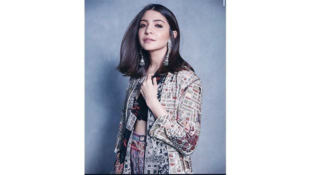 Anushka makes  contemporary statement in gorgeous outfit