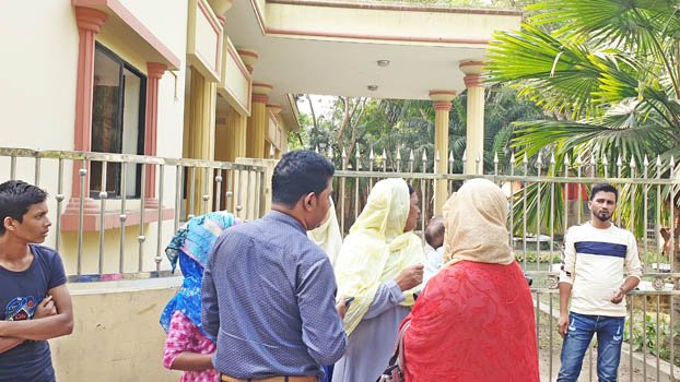 Shifting of Bir Shrestho Ruhul Amin’s tomb from Rupsha to Noakhali demanded