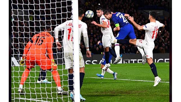 Chelsea beat Lille to reach Champions League last-16