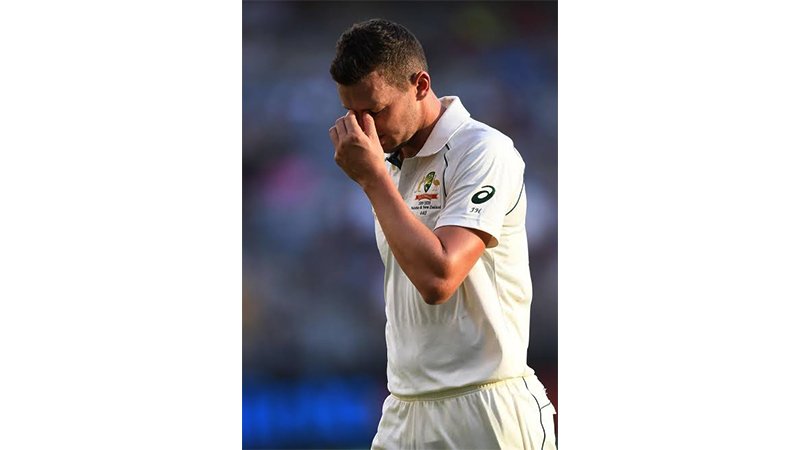 Hamstring strain causes Hazlewood to limp