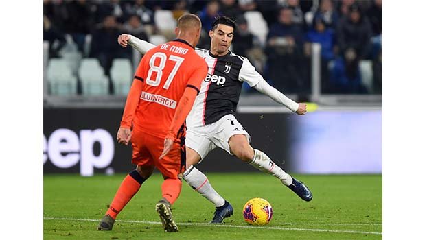 Ronaldo sets record with double as Juve beat Udinese