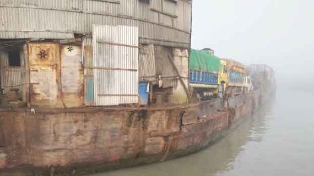 Ferry service on  Paturia-Daulatdia route resumes after 4 hours