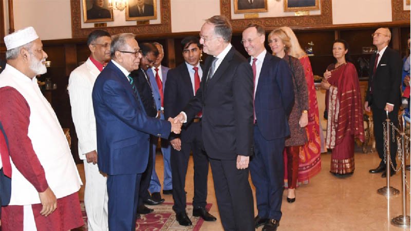 Remain alert so none can create anarchy using religion: President
