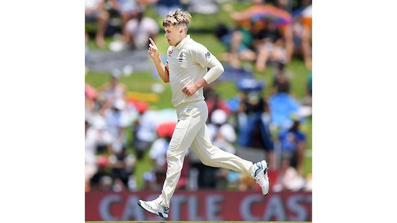 Curran bags four, lead England against SA