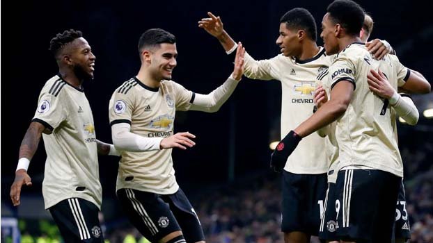 Martial, Rashford ease improving Man Utd past Burnley