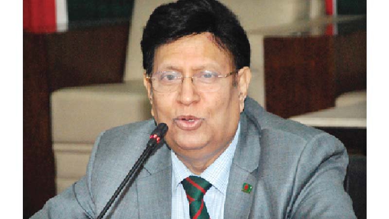 Be self-confident, FM tells students