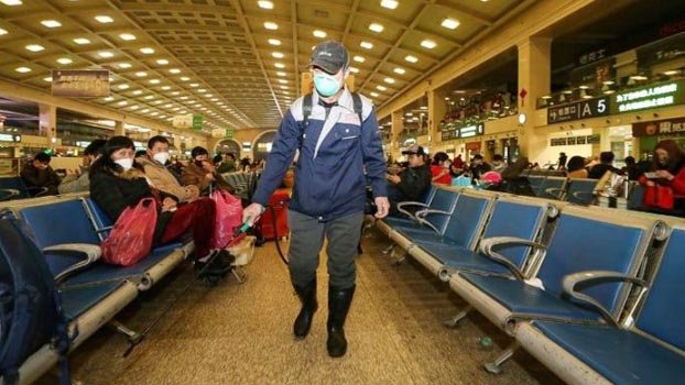China warns virus could mutate and spread as death toll rises