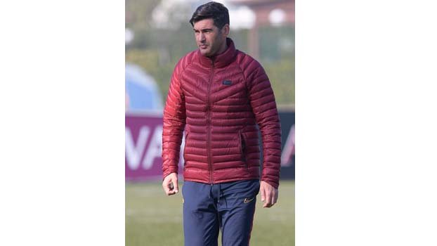 Rome derby is chance for both Lazio and Roma 