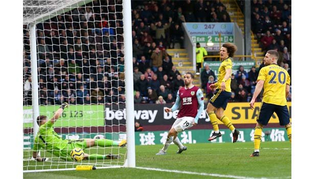Burnley’s mistakes cause Arsenal   stalemate
