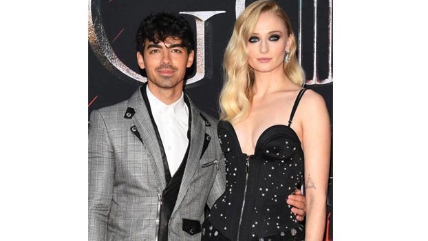 Sophie Turner and Joe Jonas expecting first child
