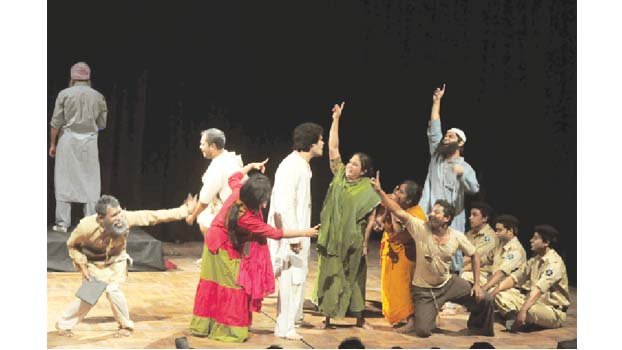 Bhager Manush at National Theatre Festival 