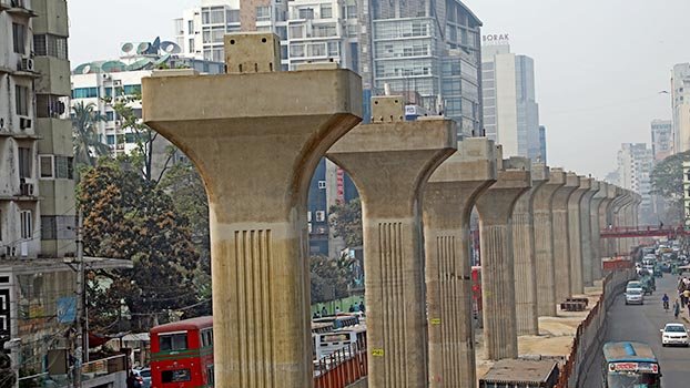 Metro rail work on in full swing