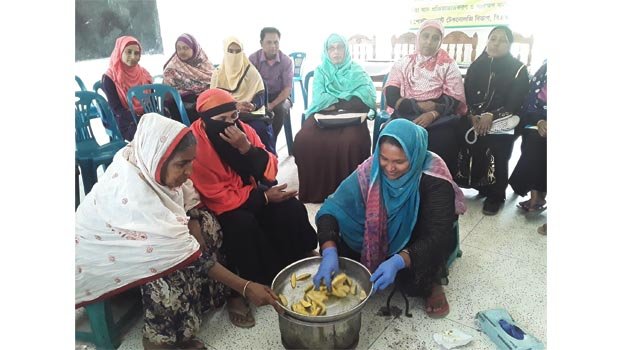 BARI holds training on green mango processing 