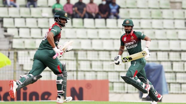 Liton’s record ton, Tamim’s century  propel Bangladesh to 322