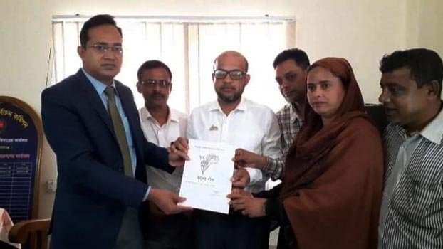 Mayoral candidates get symbols in Jagannathpur