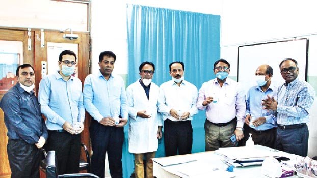 PRAN-RFL Group donates mask, hand sanitizer to 3 hospitals